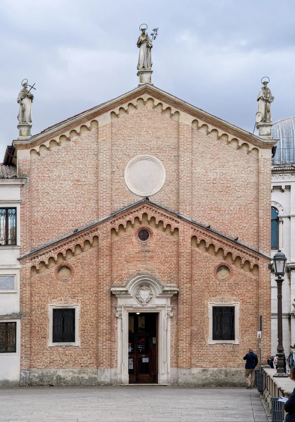Evento gratuito in Via del Commissario