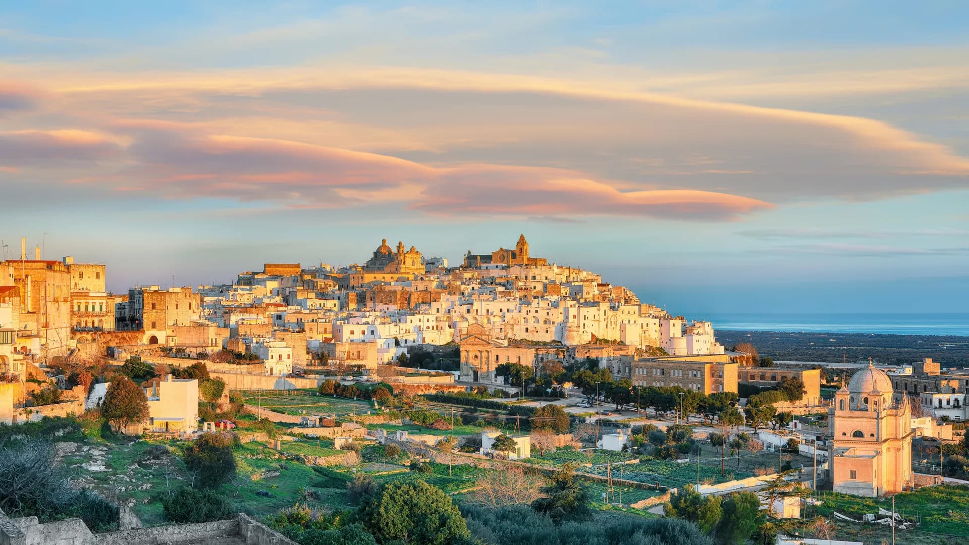 Valle d'Itria: tre giorni tra i trulli al passo dell'olivo