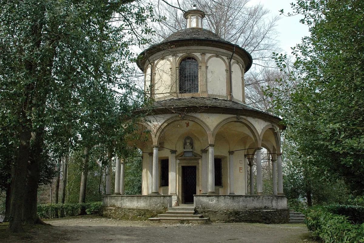 Lago d'Orta: la primavera del 1882 in cui Nietzsche si innamorò di Lou Salomé sul Sacro Monte, e da allora questo lago è diventato il rifugio dei contemplativi